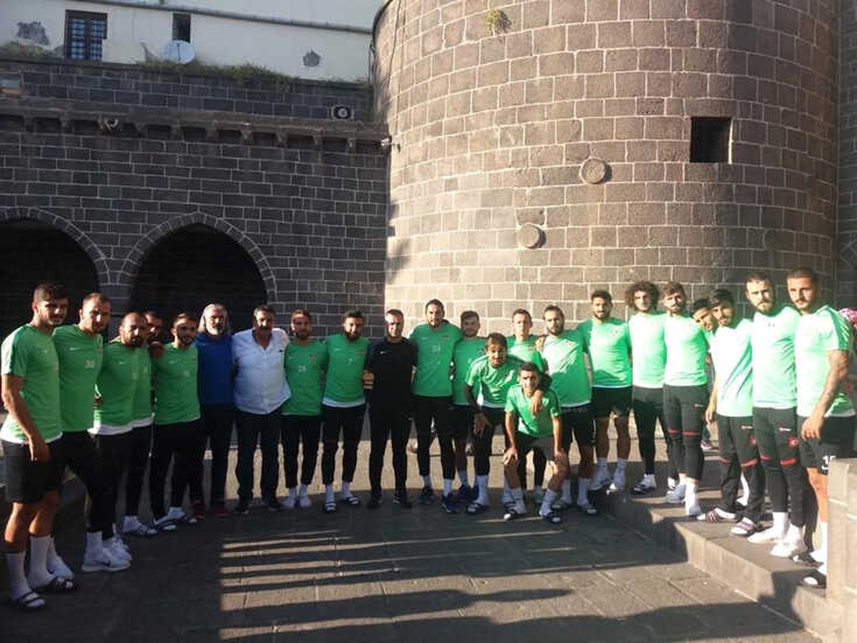 Diyarbekirspor\'dan Tarihi Mekanlara Ziyaret