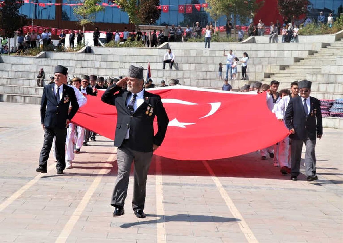 Karabük\'te 30 Ağustos Zafer Bayramı Kutlamaları
