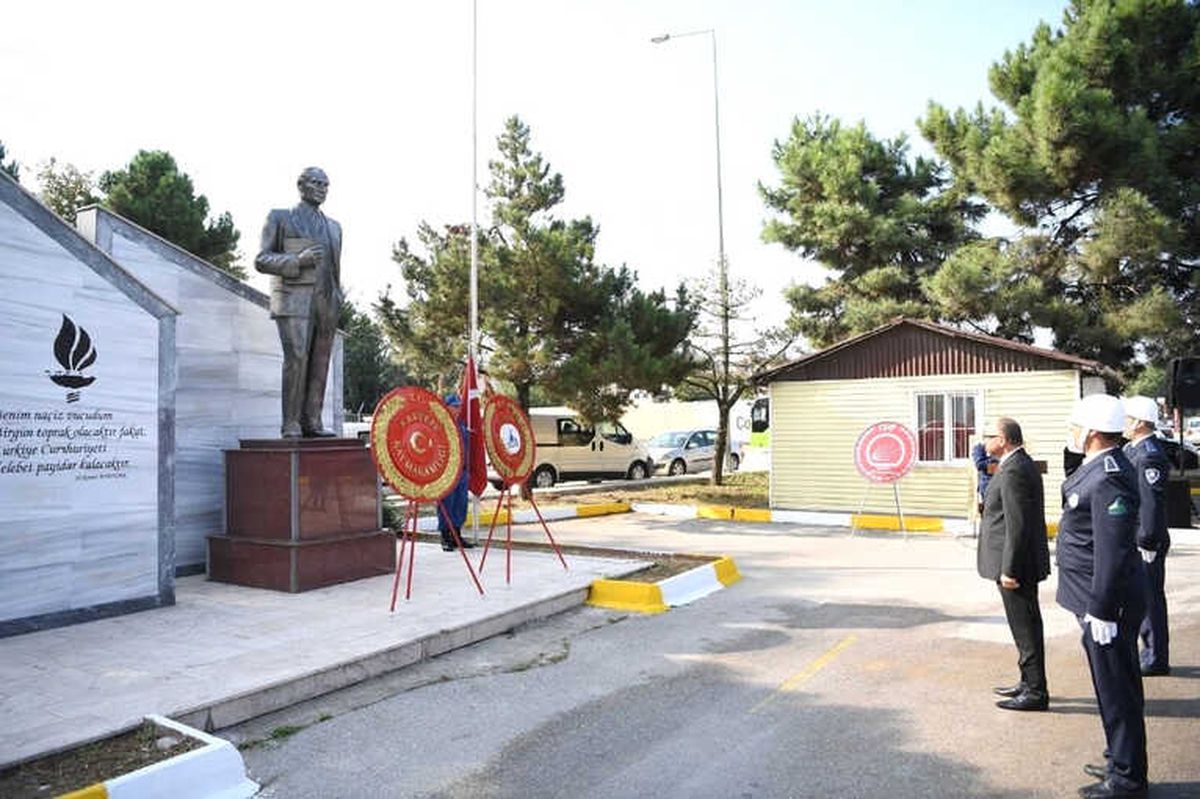 Kartepe\'de Zafer Bayramı Coşkusu