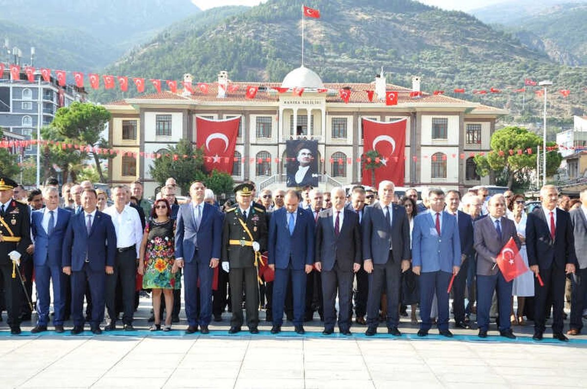 Manisa\'da 30 Ağustos Kutlandı