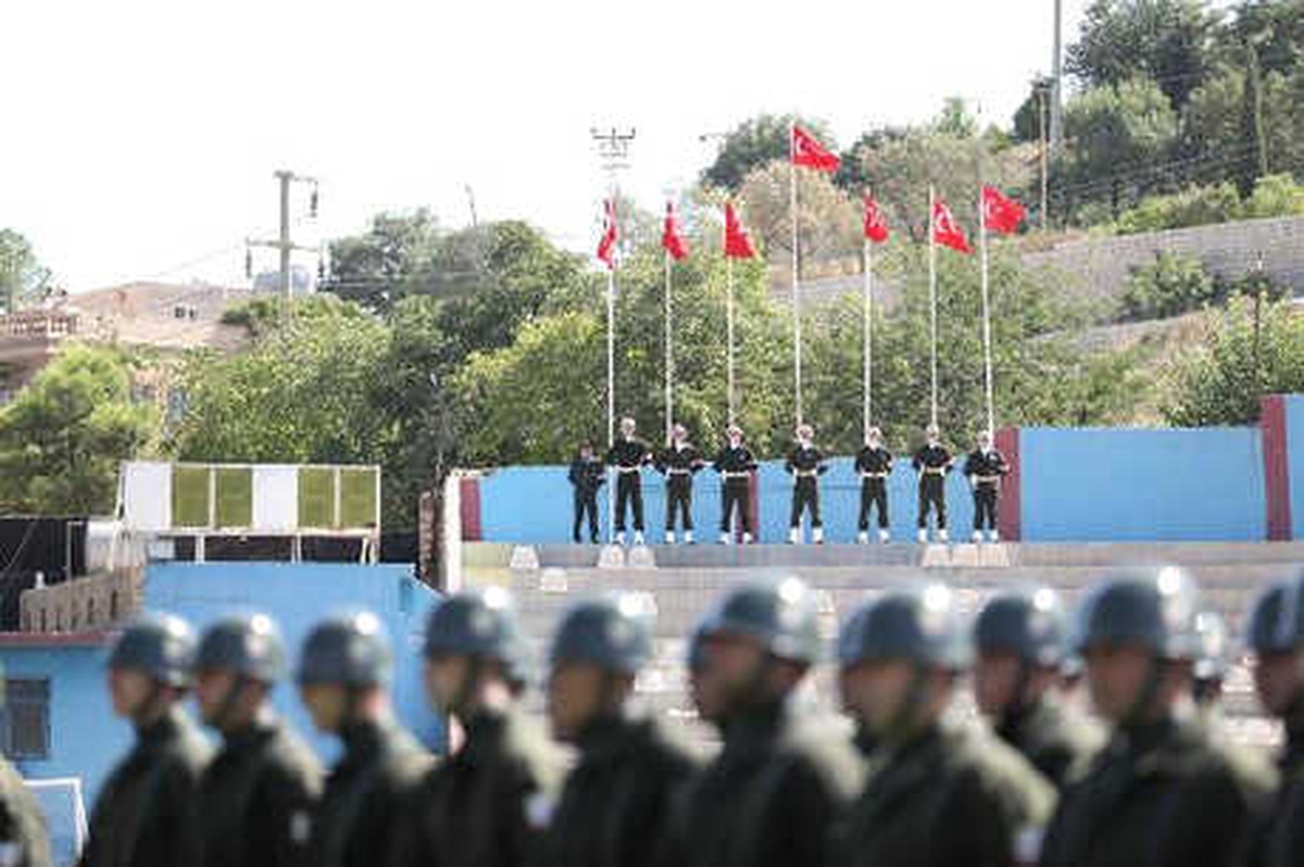 Mardin, Şırnak ve Elazığ\'da Zafer Bayramı Coşkusu