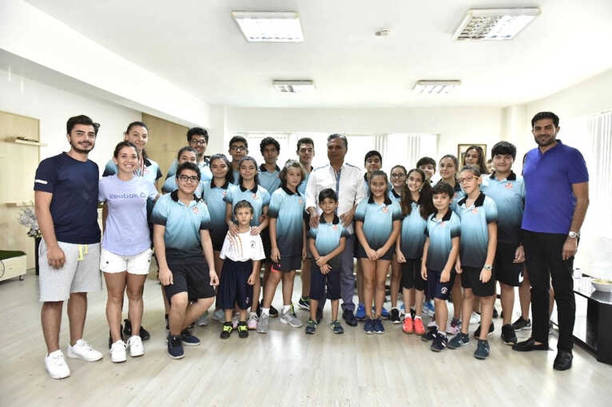 Muratpaşa\'lı Sporcular 8 Madalyayla Döndü