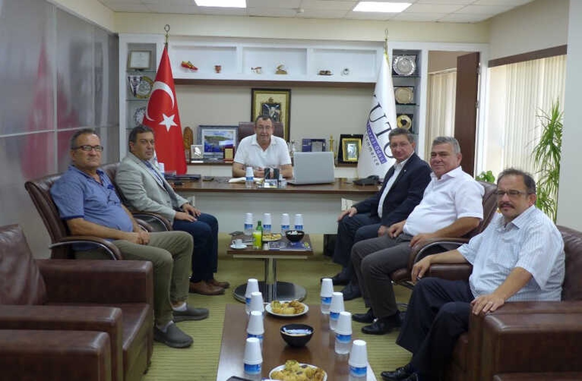 Nazilli Ticaret Odası\'ndan Kuşadası Ticaret Odası\'na Ziyaret