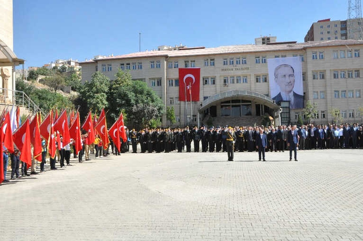 Şırnak\'ta 30 Ağustos Zafer Bayramı Kutlandı