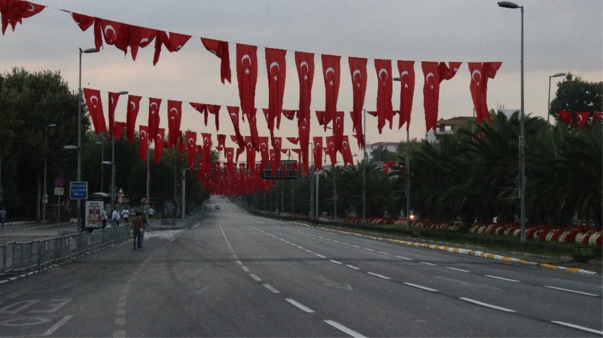 Vatan Caddesi Trafiğe Kapatıldı