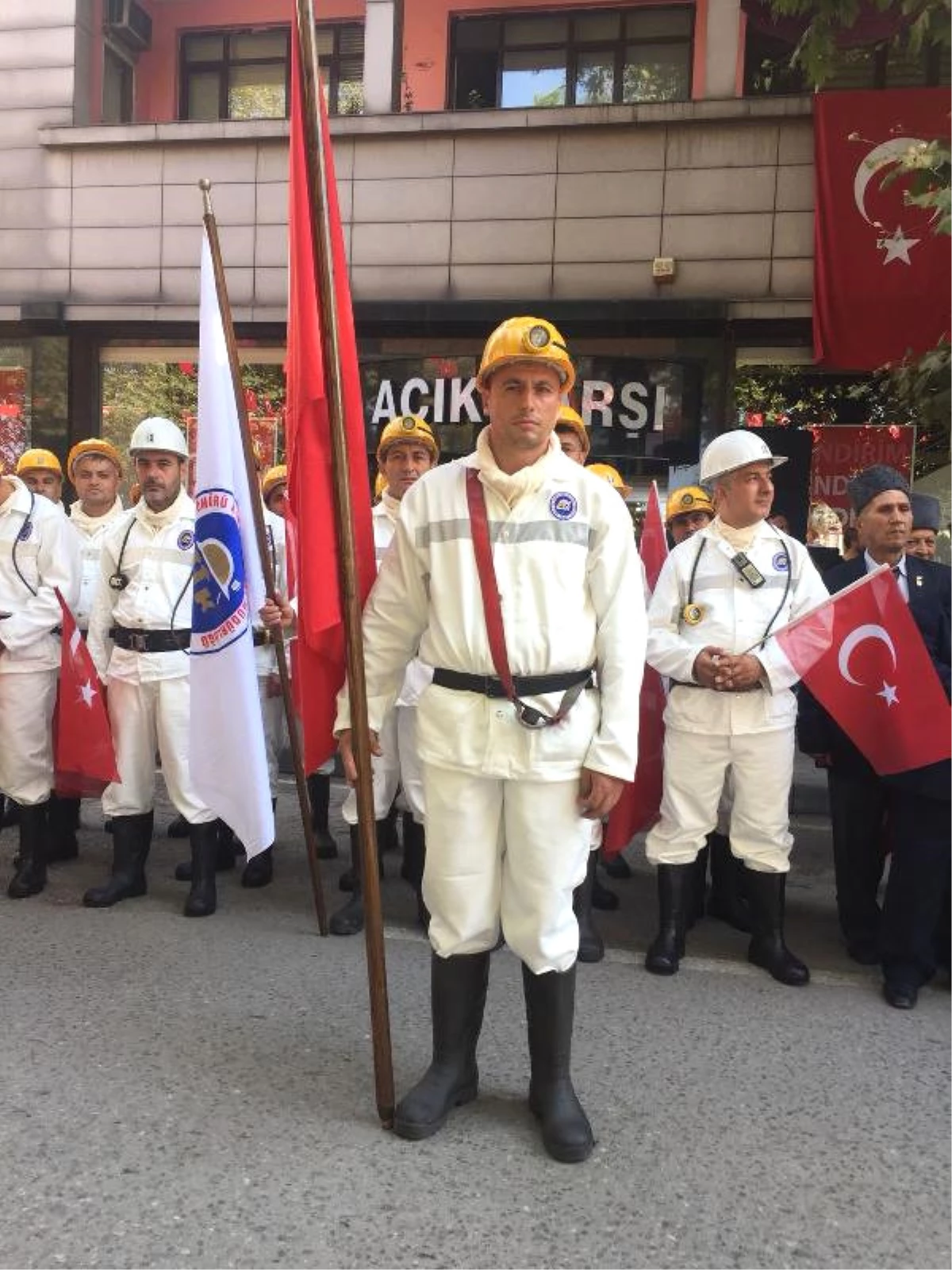 Zonguldak\'ta, 30 Ağustos Zafer Bayramı Törenle Kutlandı