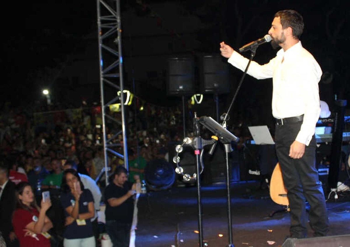 Alaşehir\'de Üzüm Festivali Kortej Yürüyüşüyle Başladı