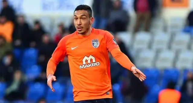 Antalyaspor Basaksehir Den Mevlut Erdinc I Kiraladi Son Dakika Spor