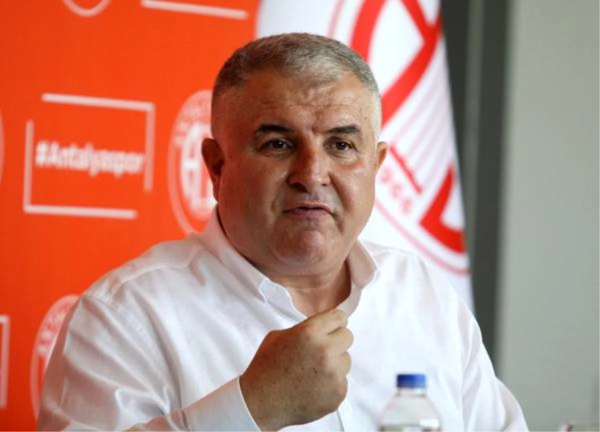 Antalyaspor Başkanı Bulut, Görevini Ali Şafak Öztürk\'e Devretti