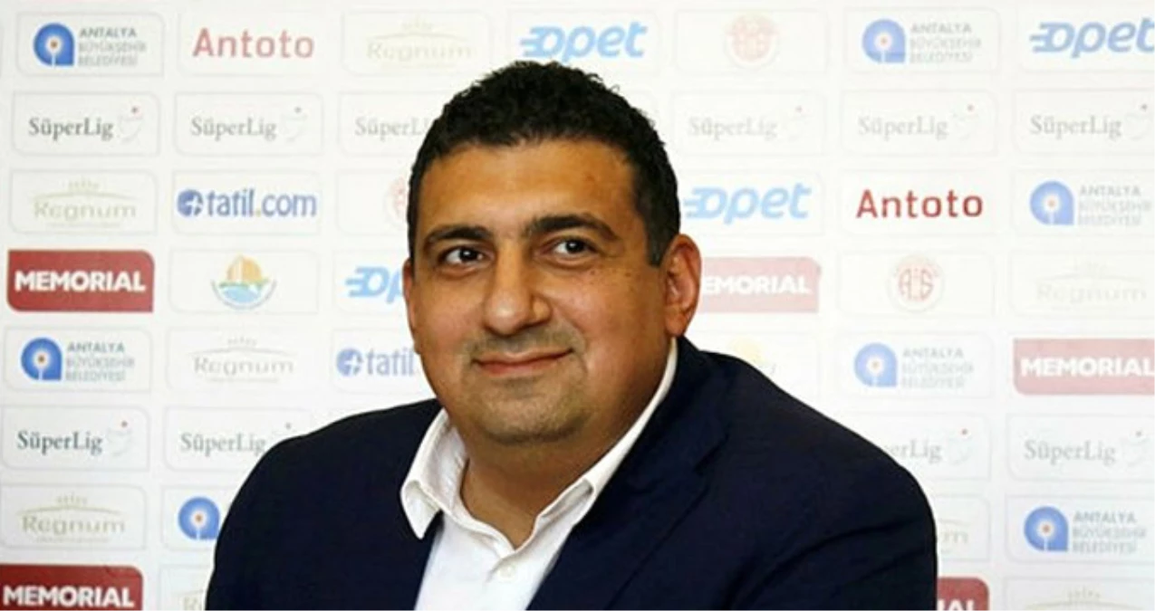 Antalyaspor\'da Yeniden Ali Şafak Öztürk Başkan Oldu