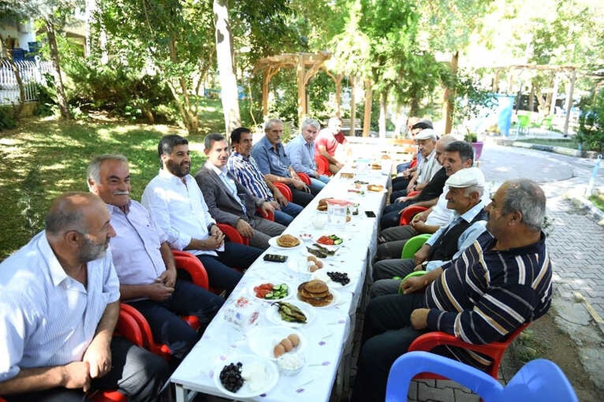 Başkan Çınar, Mahalle Sakinleriyle Bir Araya Geldi