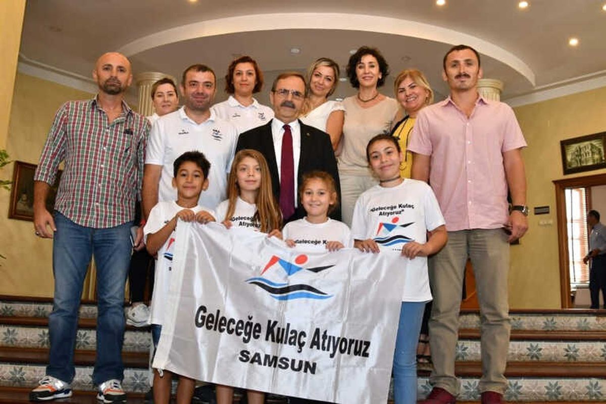 Başkan Şahin: "Çocuklar Gülerse Şehir Güler"