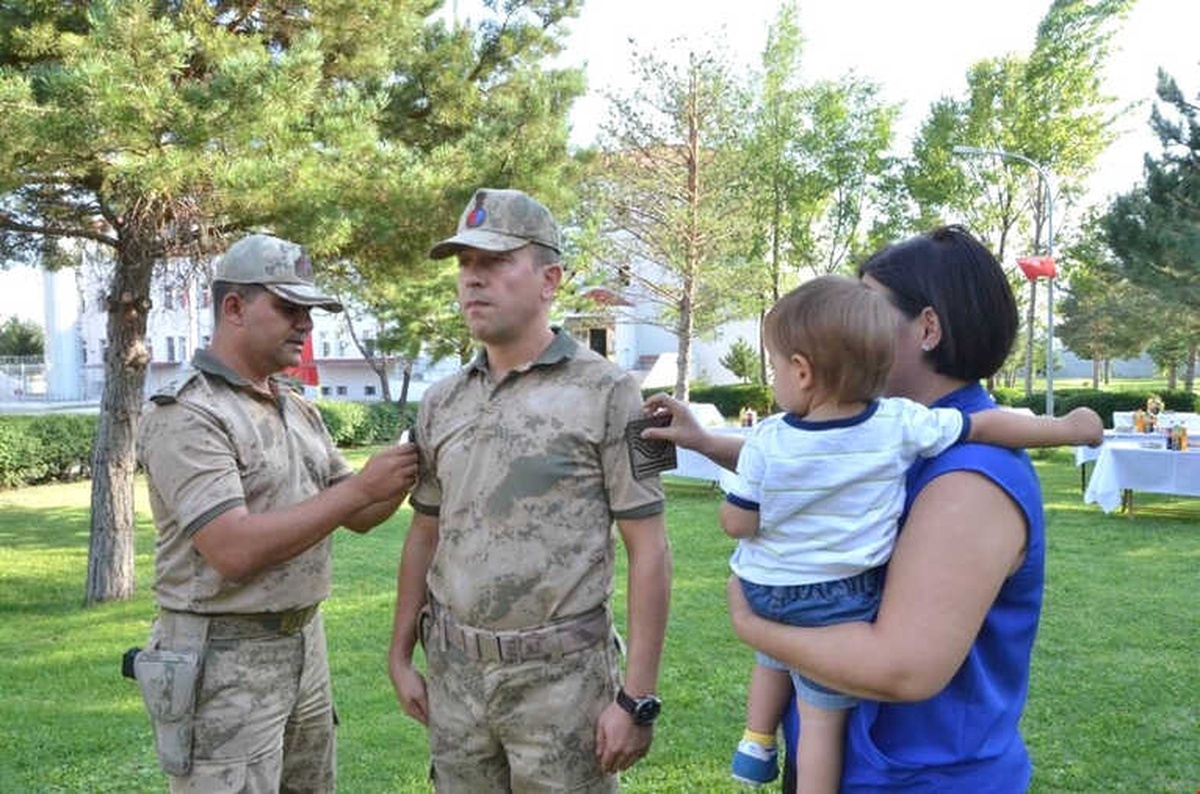 Erzincan İl Jandarma Komutanlığı\'nda Rütbe Töreni