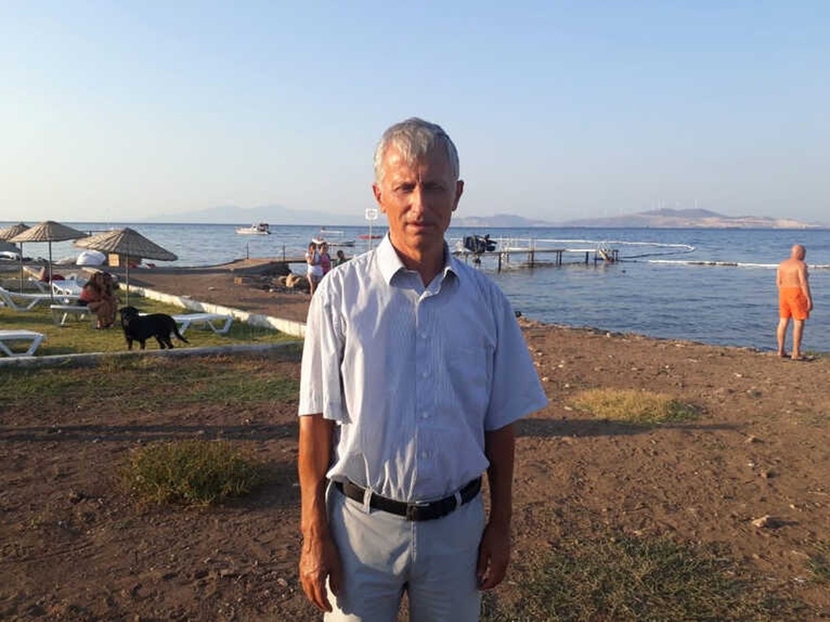 Foça Kaymakamı\'ndan Yakıt Sızıntıyla İlgili Açıklama: "Faili Aranıyor"
