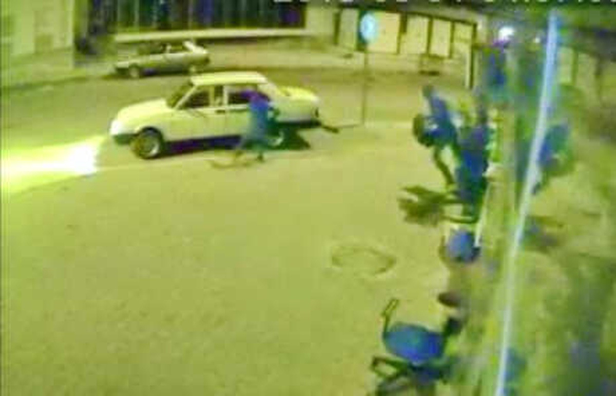Hırsızlar, 15 Saniyede 4 Dizüstü Bilgisayarı Çaldı