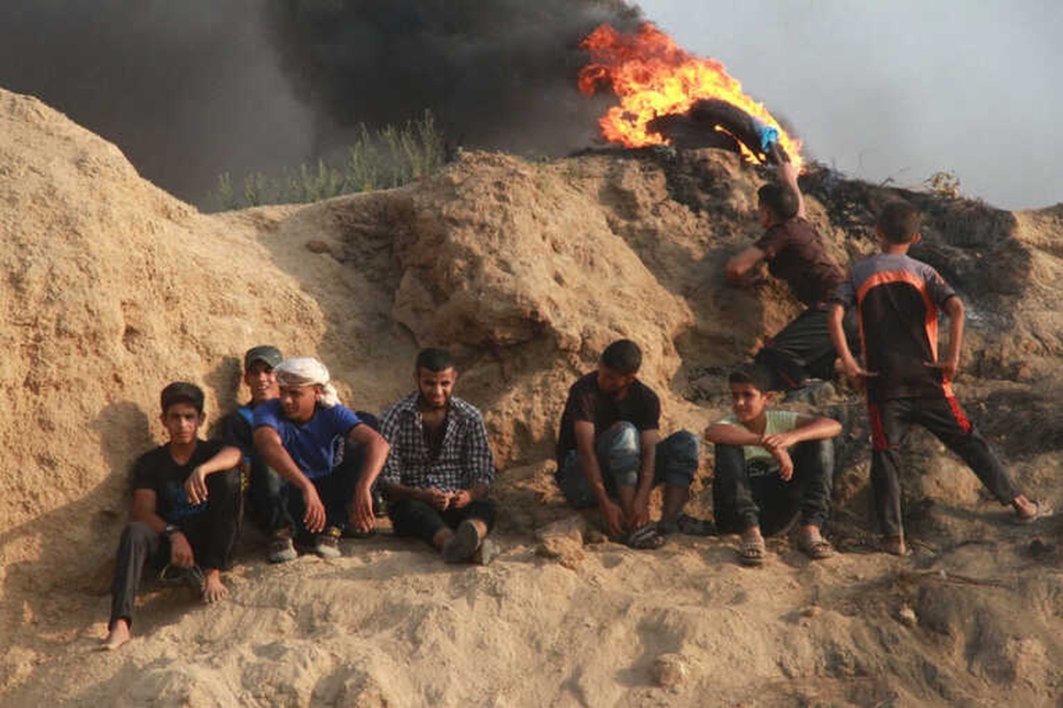İsrail Askerleri Gazze Sınırında 240 Filistinliyi Yaraladı