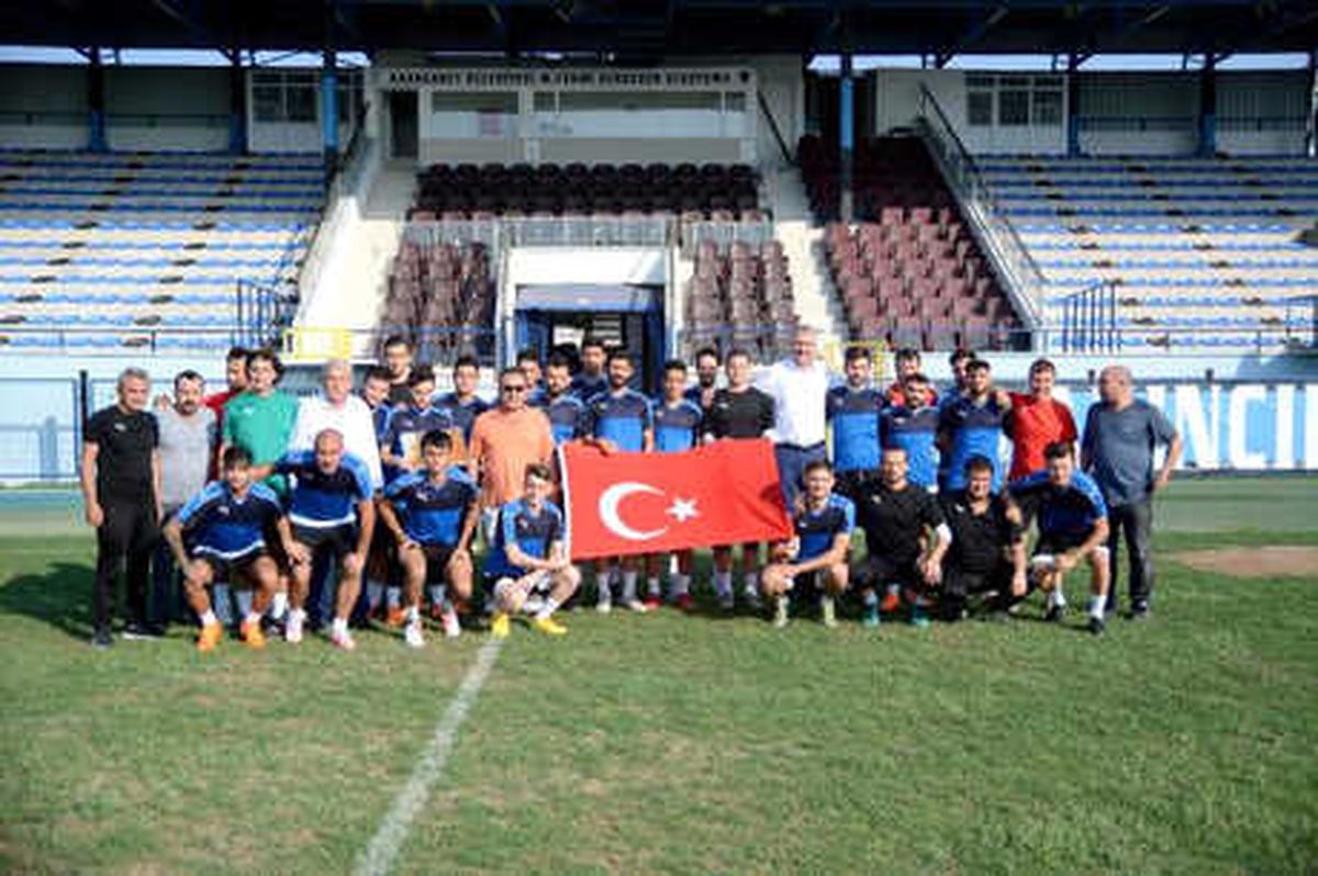 Karacabey Belediyespor Moral Buldu