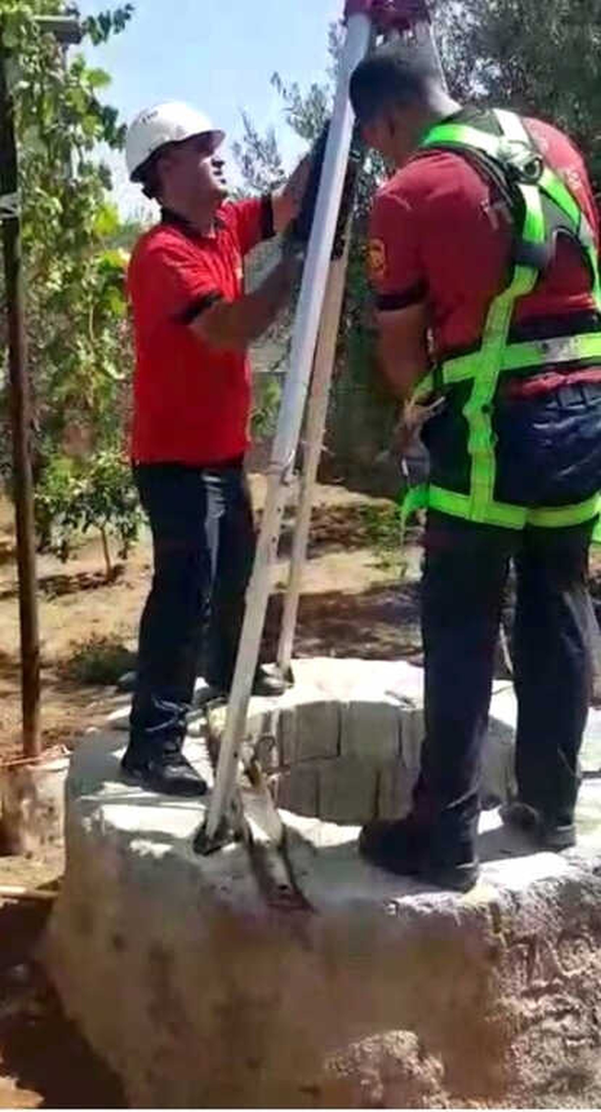 Kilis\'te Kuyuya Düşen Yavru Kedi Kurtarıldı
