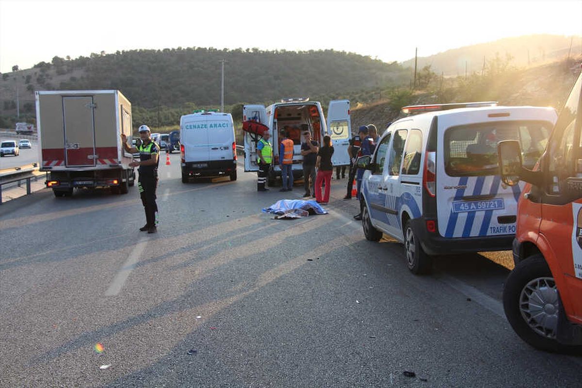 Manisa\'da Trafik Kazası: 1 Ölü