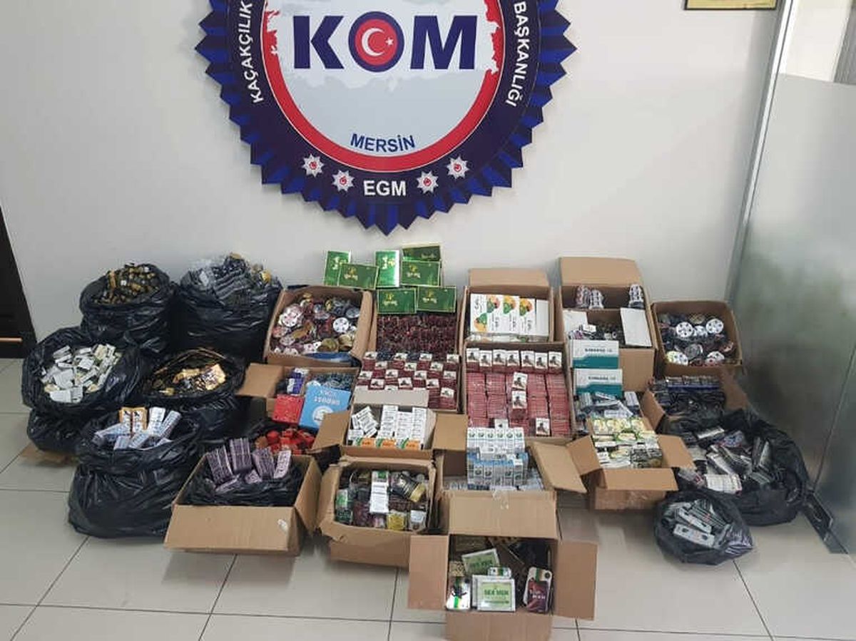 Mersin\'de 100 Bin Adet Sahte Cinsel İçerikli İlaç Ele Geçirildi