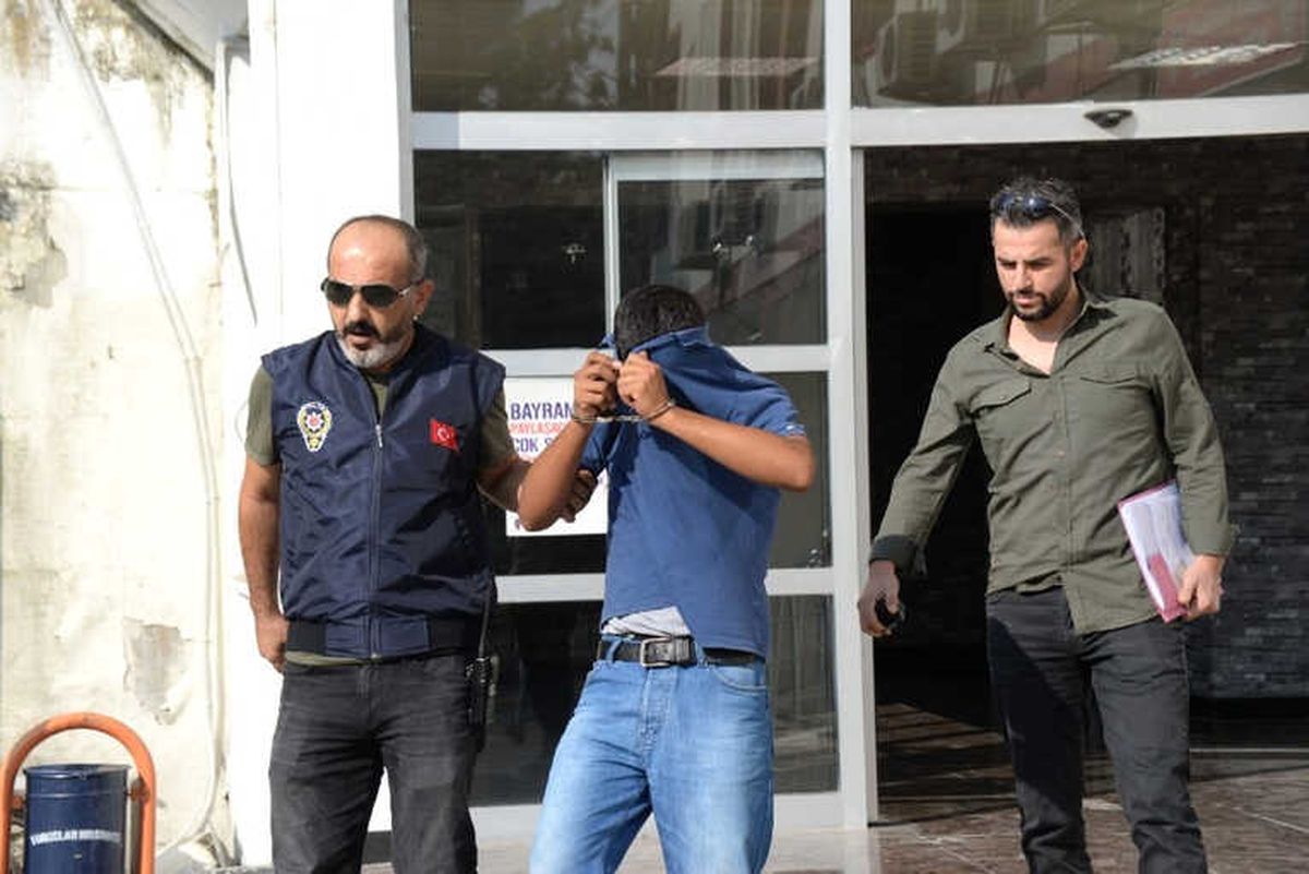 Mersin\'de Silahla Gasp Yaptığı İddia Edilen Şahıs Gözaltına Alındı