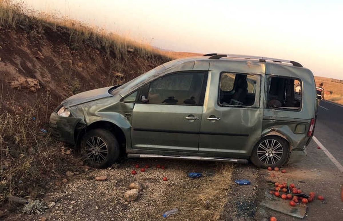 Midyat\'ta Trafik Kazası: 1 Ölü, 4 Yaralı