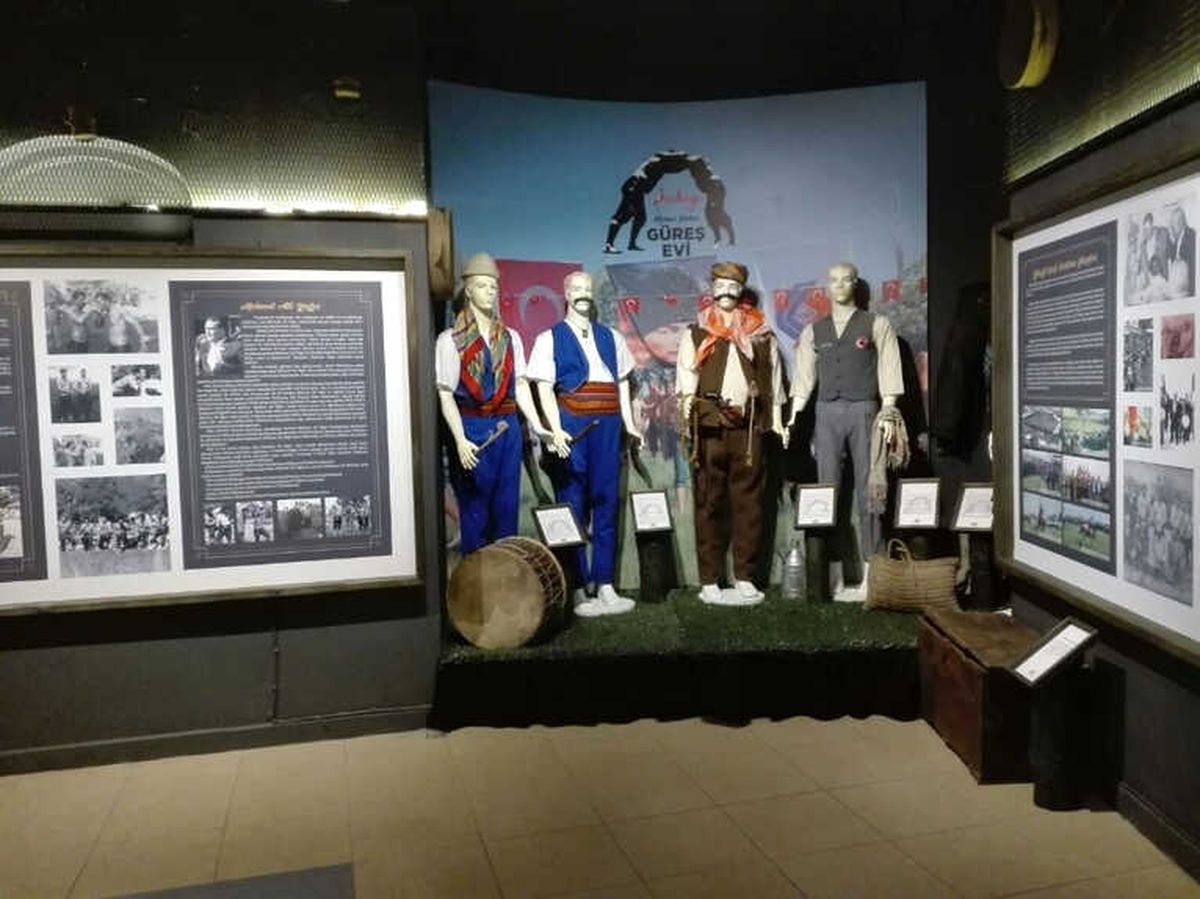 Sındırgı\'da Güreş Evi Açıldı