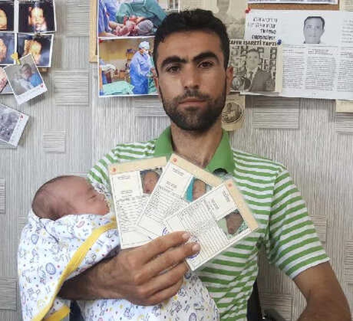 Suriyeli Çift Üçüz Bebeklerine Recep, Tayyip, Erdoğan İsimlerini Verdi