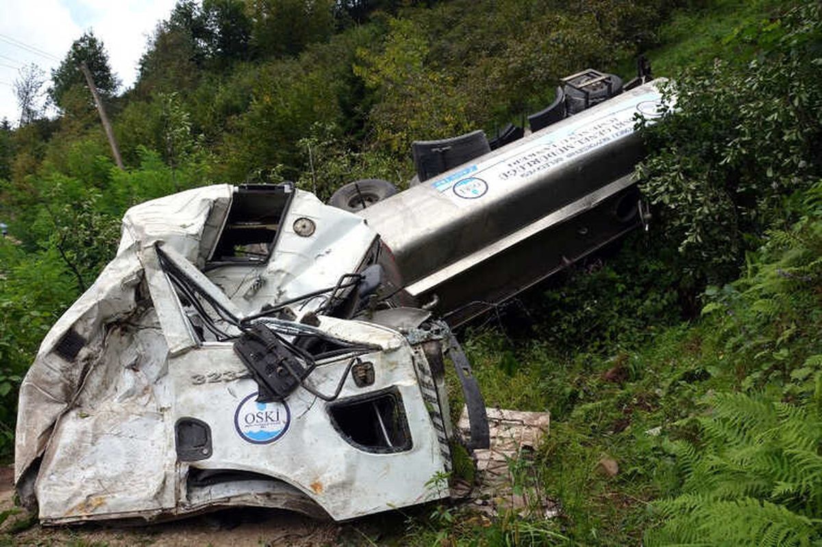 Tanker Uçuruma Yuvarlandı