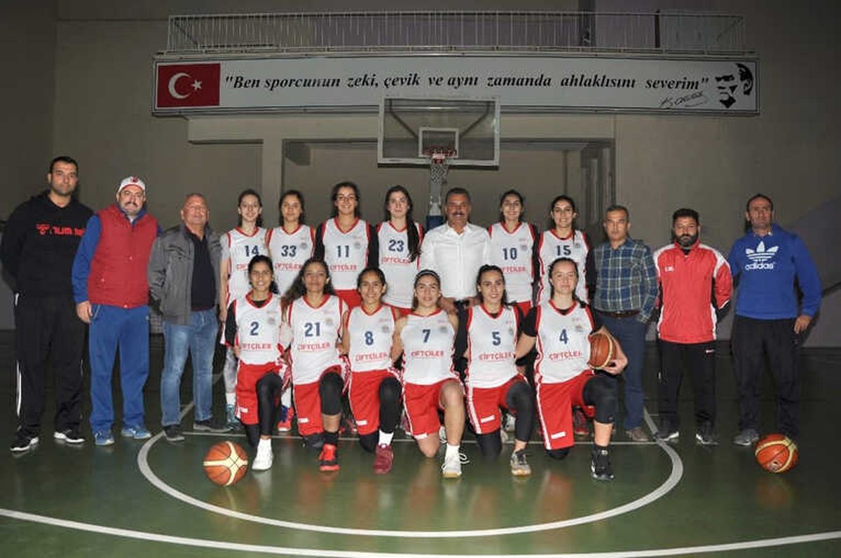 Toroslar\'da Sportif Başarı Eğitimle Bütünleşti