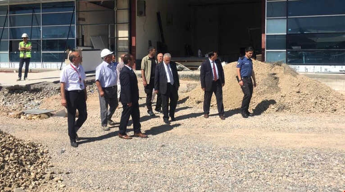Vali Yıldırım, Muş Havaalanı Terminal Binası ve Apron Çalışmalarını İnceledi