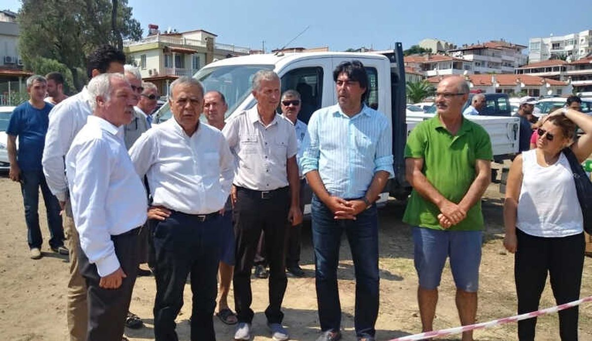 Başkan Kocaoğlu Foça\'da İncelemelerde Bulundu