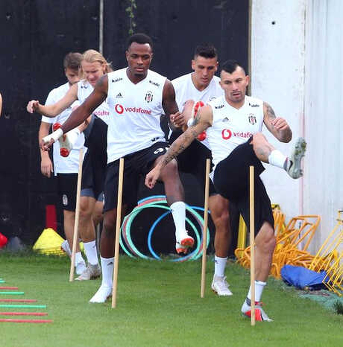 Beşiktaş\'ta Ljajic İlk Antrenmanına Çıktı