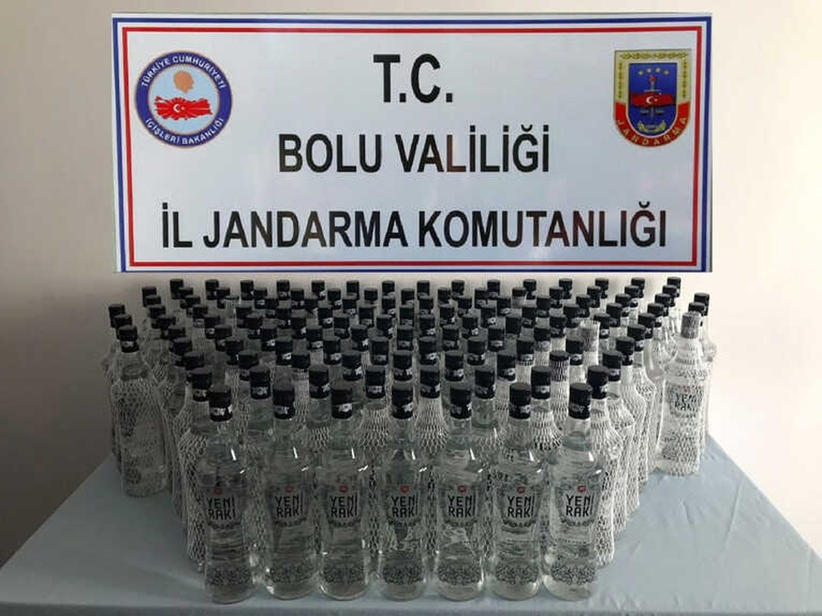 Bolu\'da 120 Litre Kaçak Alkol Ele Geçirildi