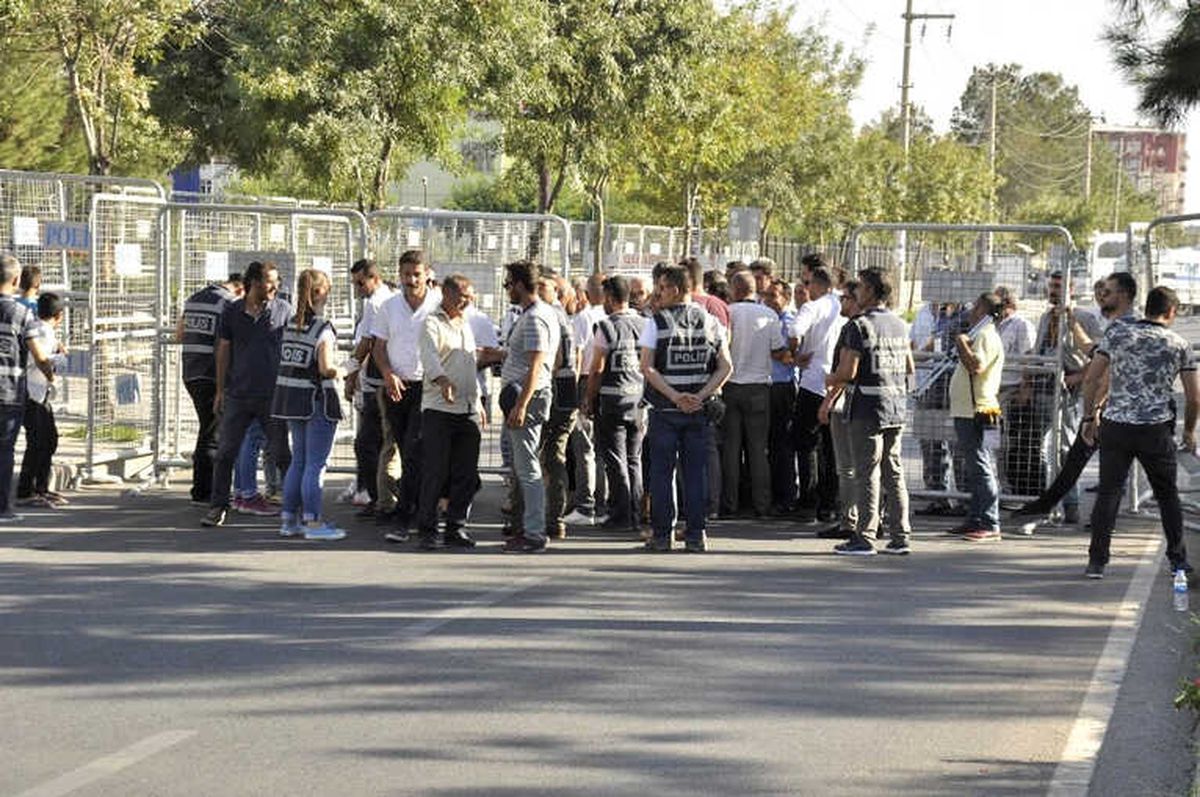 Diyarbakır\'da 1 Eylül Dünya Barış Günü Mitingi