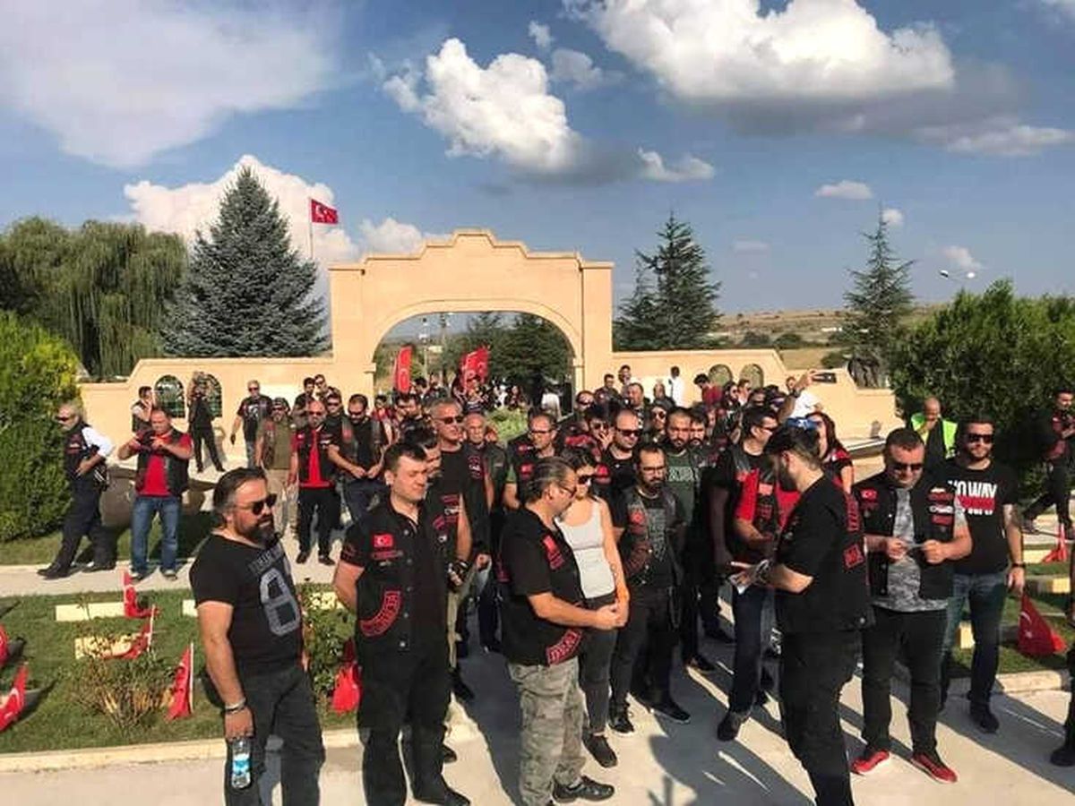 Dumlupınar Şehitliği\'nde Buluştular