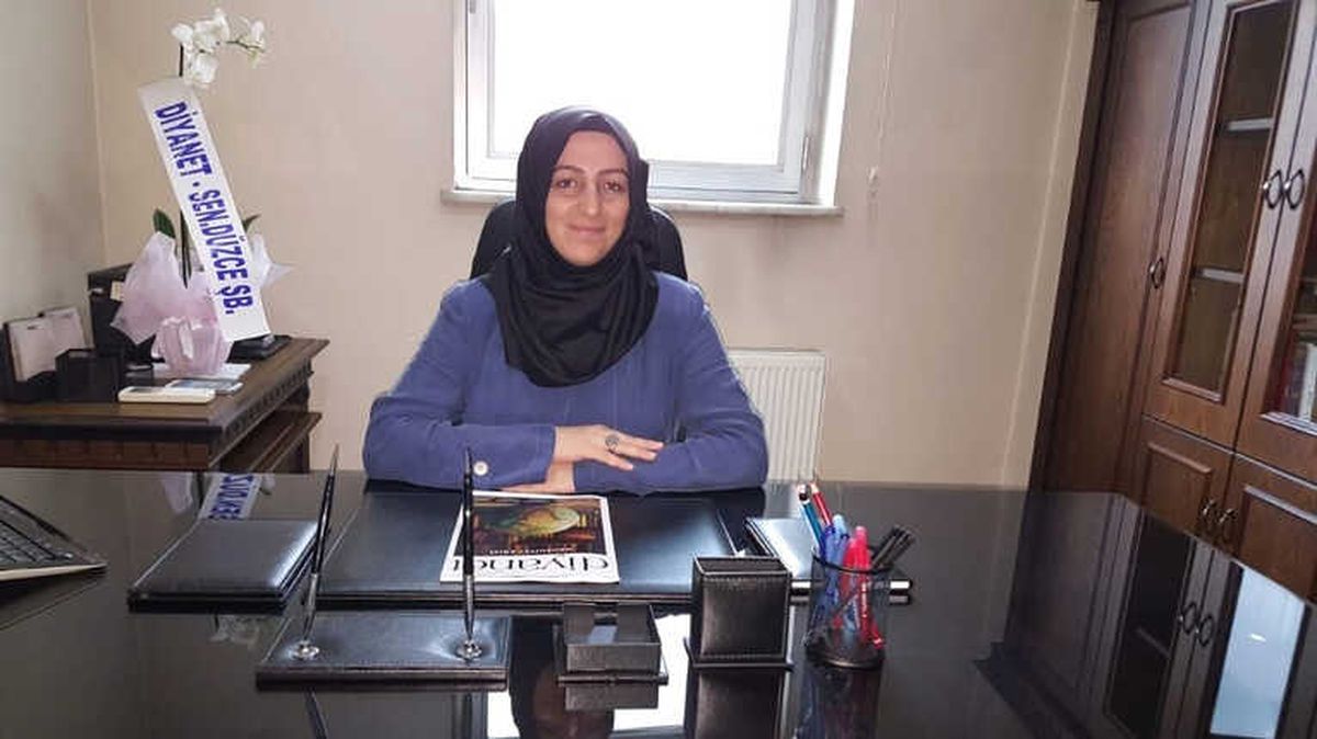 Düzce\'nin İlk Kadın Müftü Yardımcısı Görevine Başladı