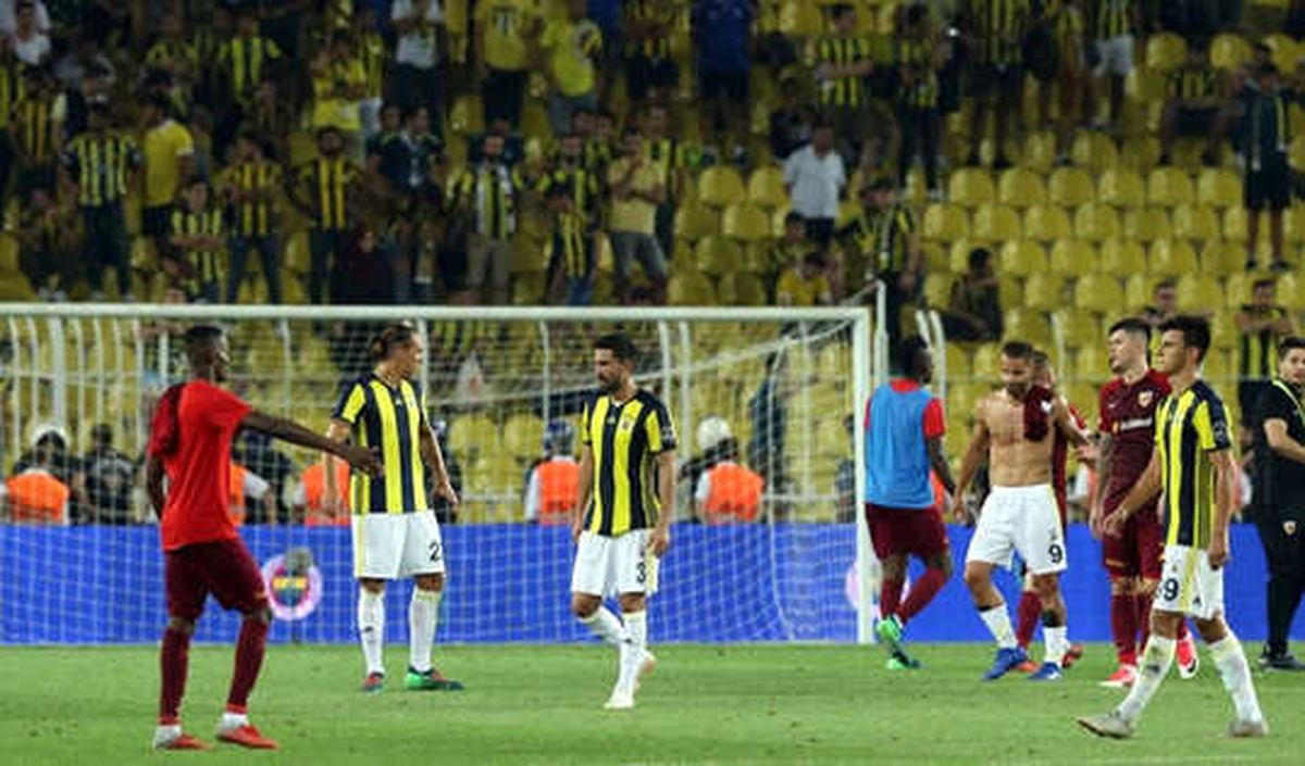 Fenerbahçe Üst Üste Üçüncü Kez Mağlup