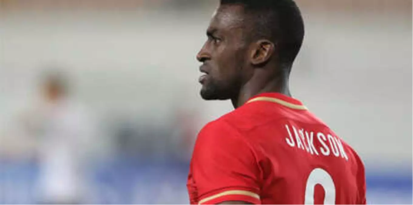 Jackson Martinez, Avrupa\'ya Döndü!