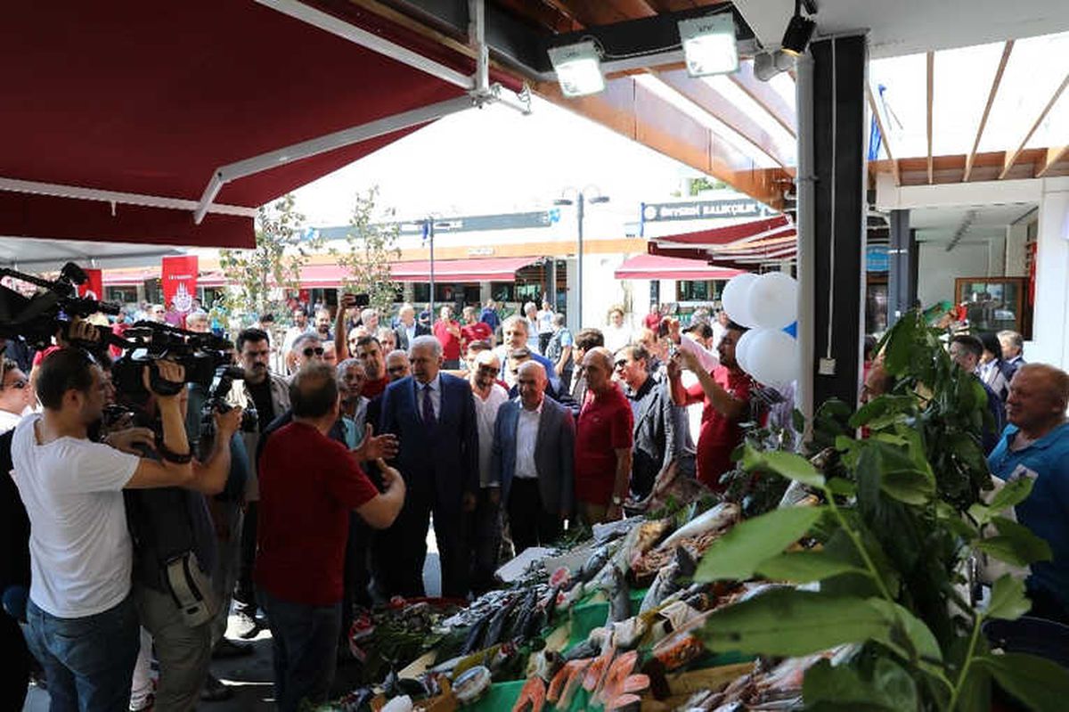 Kumkapı, Balıkçılar Çarşısı\'na Kavuştu