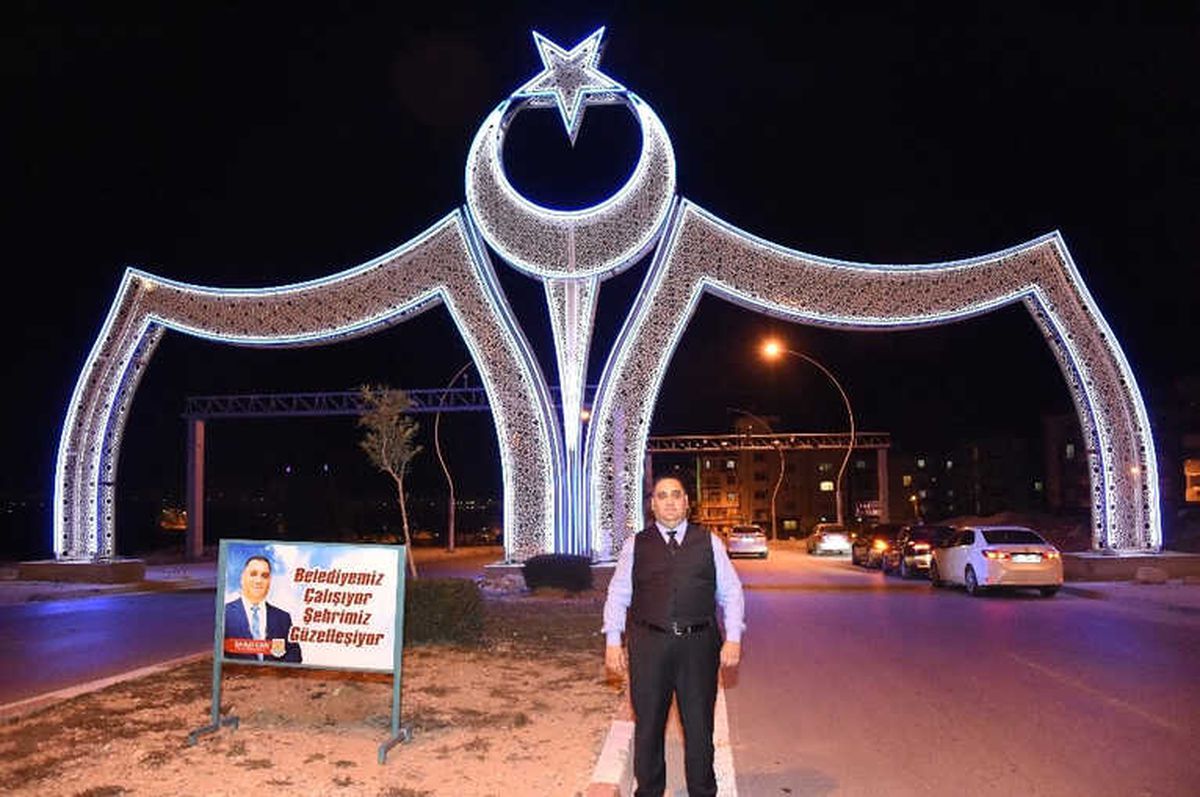 Ledli Aydınlatmalar Tarsus\'un Çehresini Değiştirdi