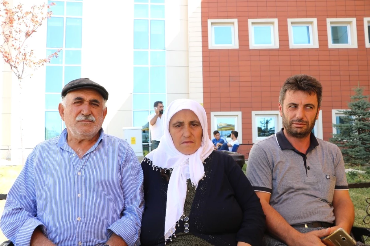 Minik Çetin\'in Ailesi Adalet Arıyor
