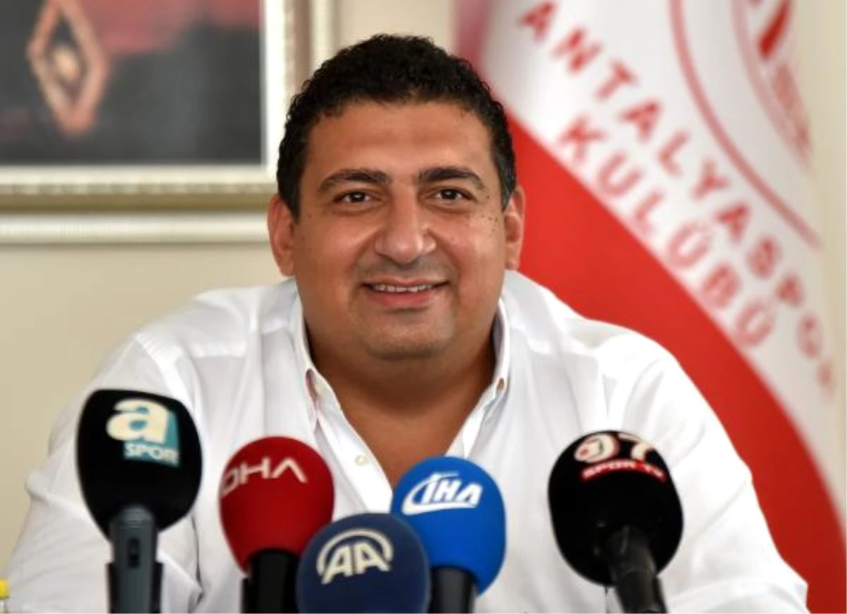 Öztürk: "Antalyaspor\'u Avrupa\'da Oynayan Kulüp Haline Getireceğiz"
