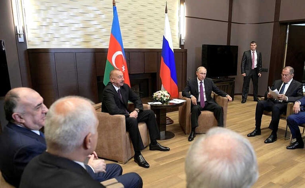 Putin ve Aliyev Soçi\'de Dağlık Karabağ Sorununu Görüştü