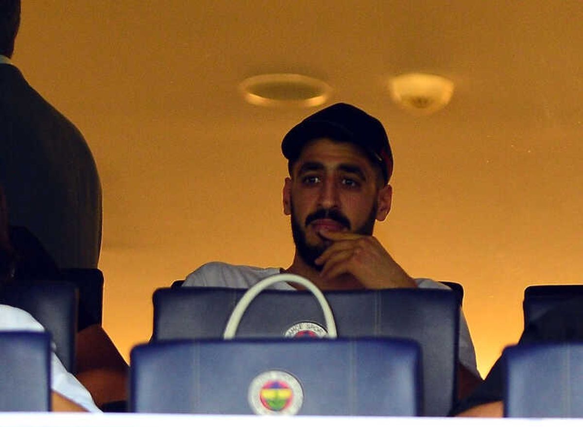 Tolga Ciğerci Tribünlerde