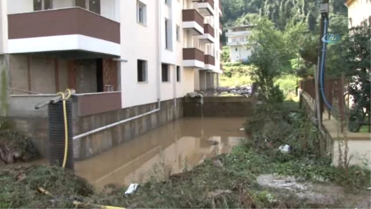 Trabzon\'da Selin Ardından Temizleme Çalışmaları Başladı