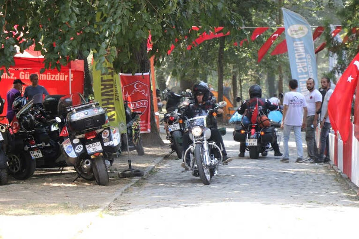 Türkiye\'nin Her Yerinden Motorcular Edirne\'de Buluştu