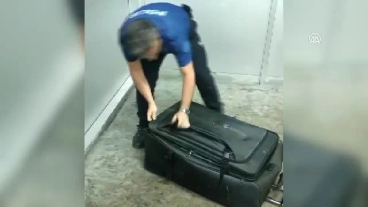 Valizin İçinde Türkiye\'ye Girmeye Çalışırken Yakalandı