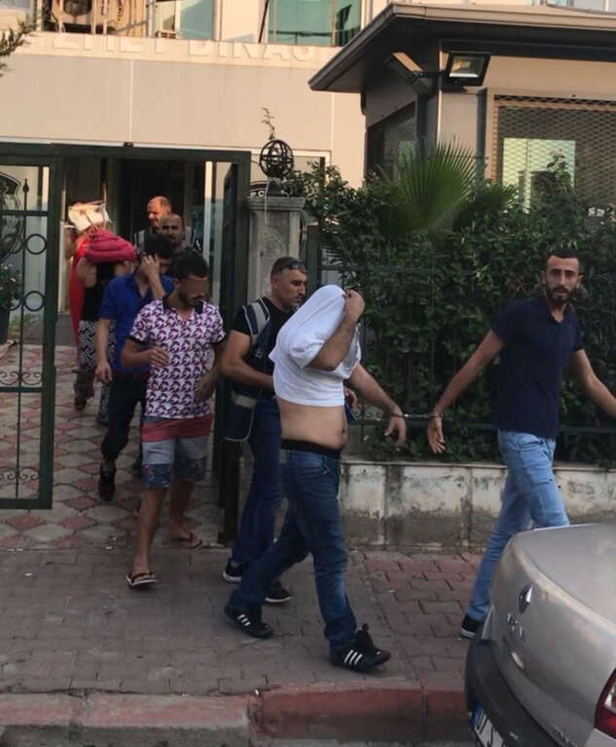 Antalya\'da Hamam ve Saunaya Fuhuş Baskını