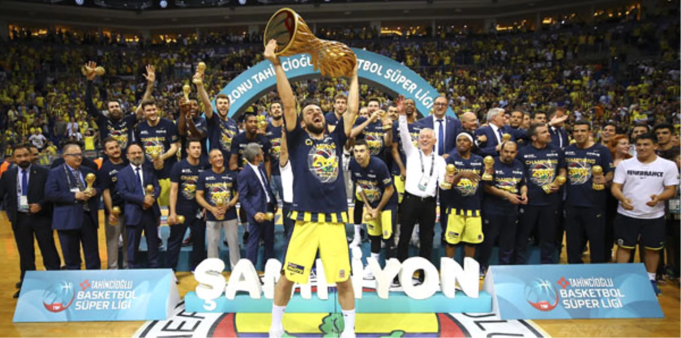 Fenerbahçe Basketbol Takımı Sezonu Açıyor